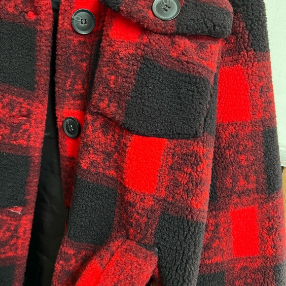 C&C California Shearling Shirt Jacket - Picture 6 of 9